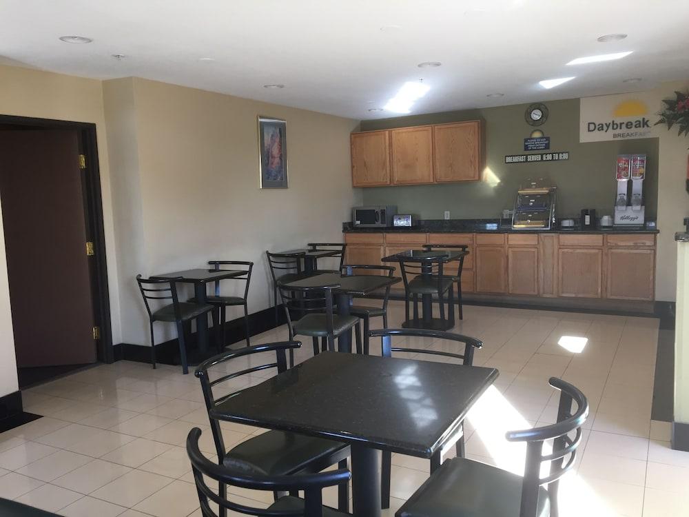 Days Inn By Wyndham Tucson Airport Drexel Heights Exterior foto