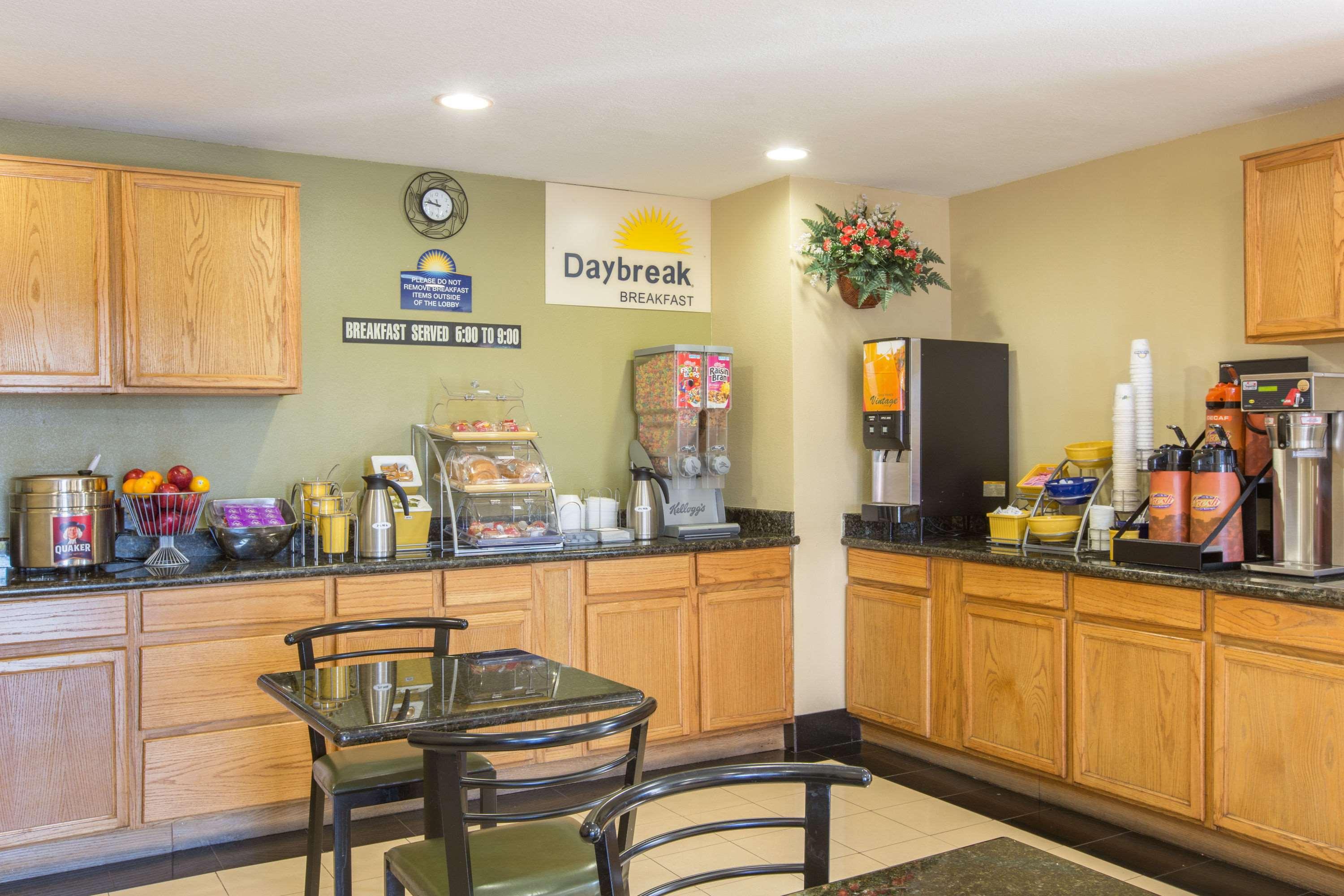 Days Inn By Wyndham Tucson Airport Drexel Heights Exterior foto