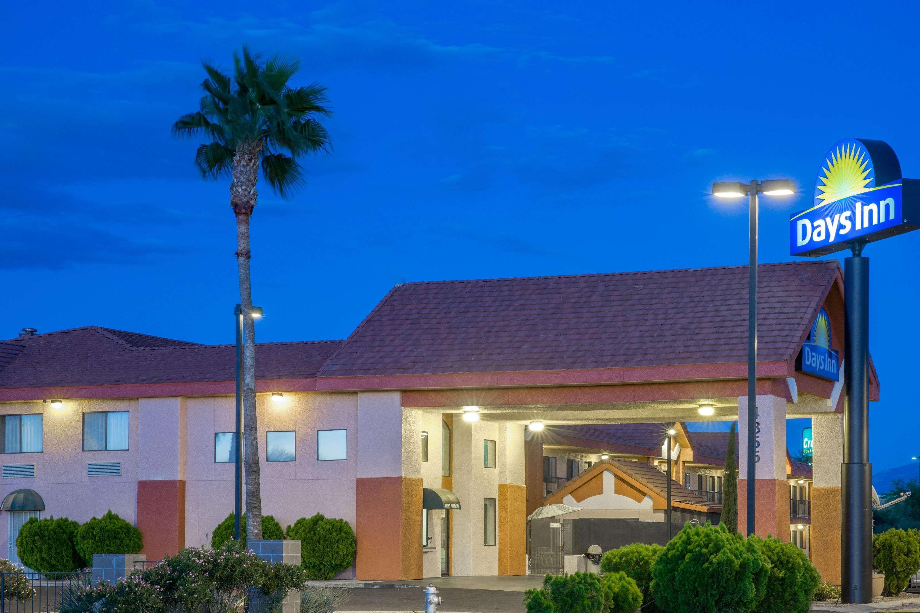 Days Inn By Wyndham Tucson Airport Drexel Heights Exterior foto